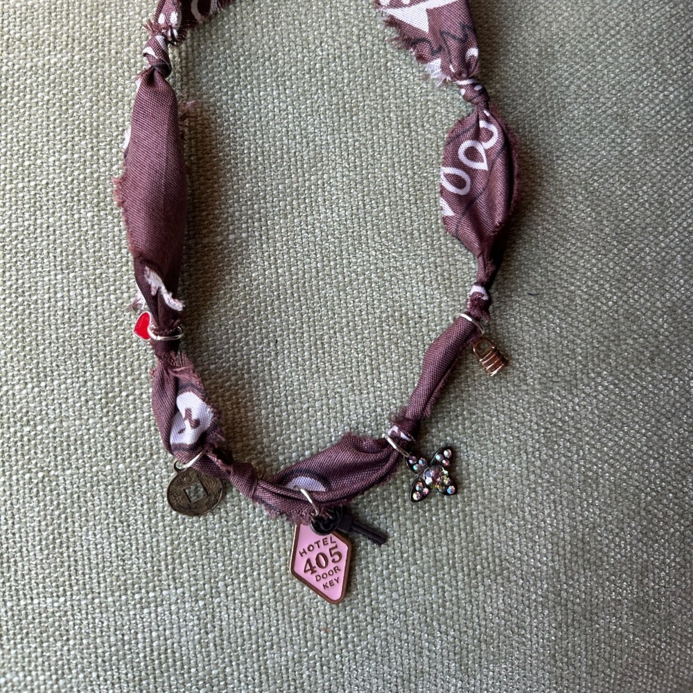 Brown bandana charm key token lock necklace choker 18 in long boho clasp
